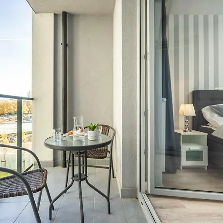 Exclusive Vermelo Apartment